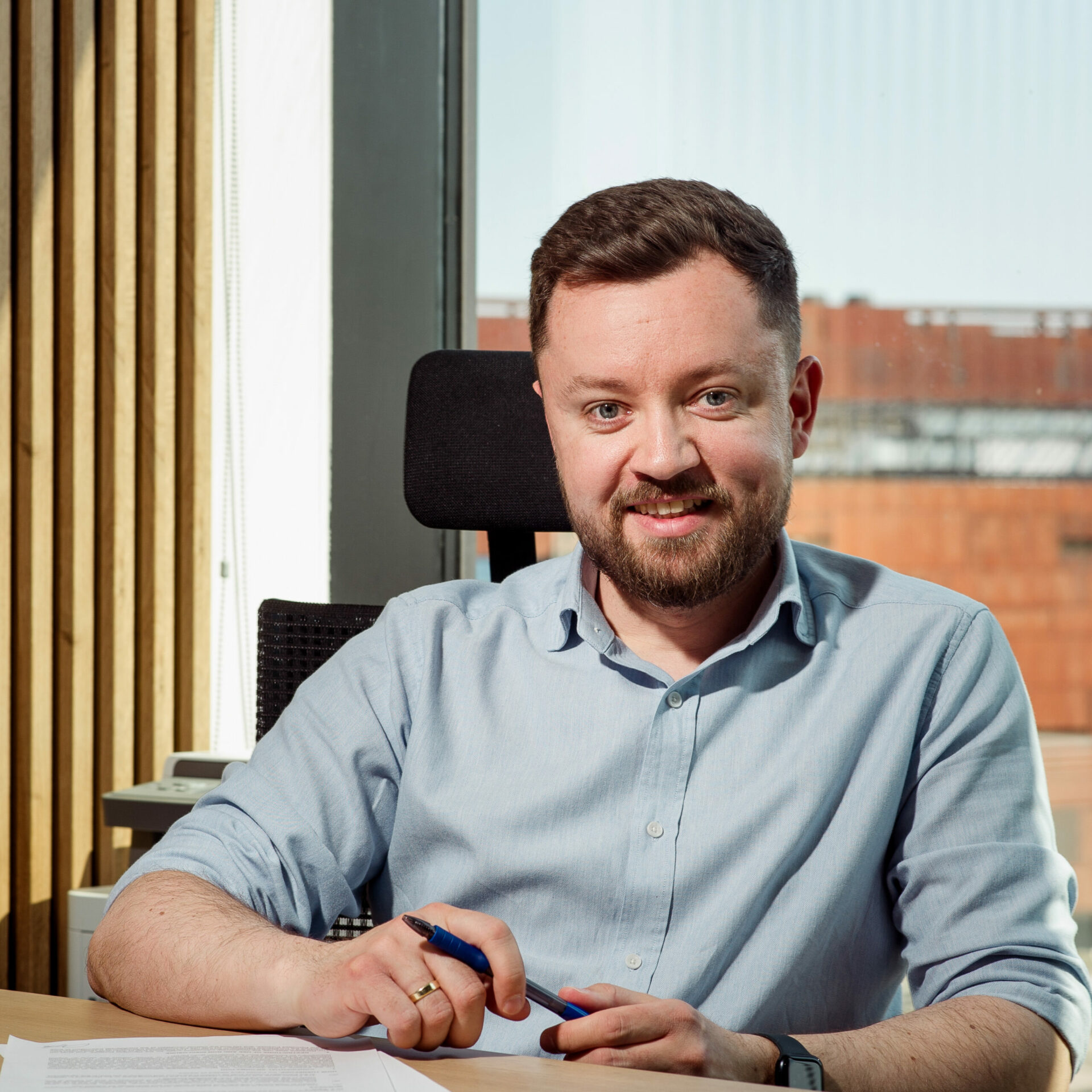 https://izomaxengineering.com/wp-content/uploads/2023/05/072_ikgroup_tryton-gdansk_sesja-w-biurze_fotograf-karol-bannach-copy-2-scaled.jpg